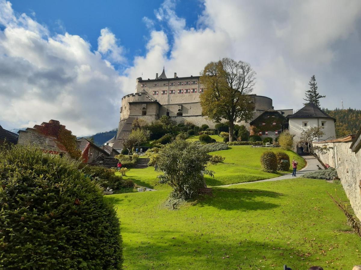 Vor Den Toren Salzburgs Wals-Siezenheim ภายนอก รูปภาพ