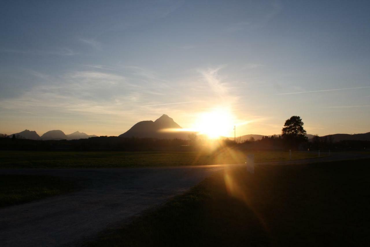 Vor Den Toren Salzburgs Wals-Siezenheim ภายนอก รูปภาพ